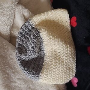 HAND CRAFTED WINTER Crochet Hat